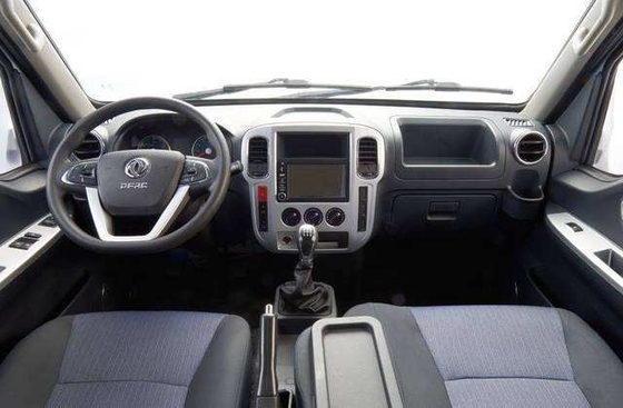 Dongfeng EEC New Energy Electric Truck 2 Seats 66.8kwh Battery R15 Tire