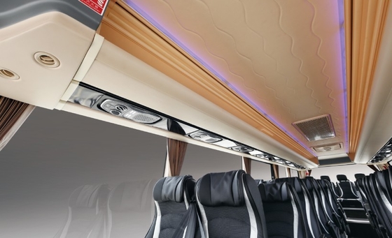 37 Seater Luxury Coach Travel Diesel 270 HP Internal Height 2m 6MT Transmission