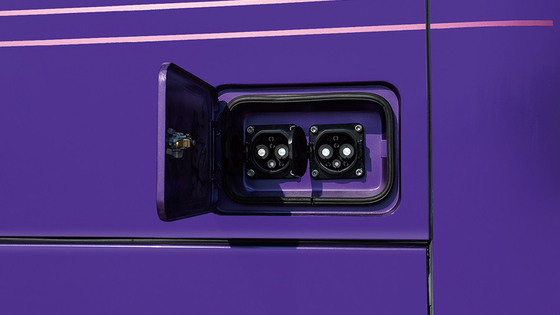 Zero Emission City Suburban Coach Bus Pure Electric 47 Seats 200 - 300 KM Mileage